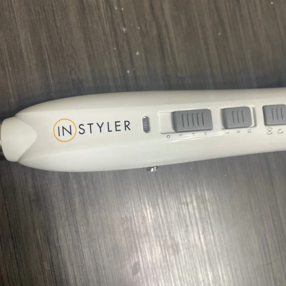 InStyler Tulip Auto Curler Ceramic Hair Curling Iron White ISAC-22WTUS-00‎